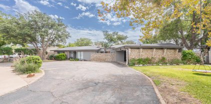 2207 Country Club Dr, Midland