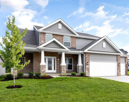 2 Pin Oak At Hawk Ridge Estates, Lake St Louis