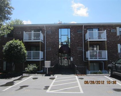 27 Hosmer St Unit 1, Marlborough