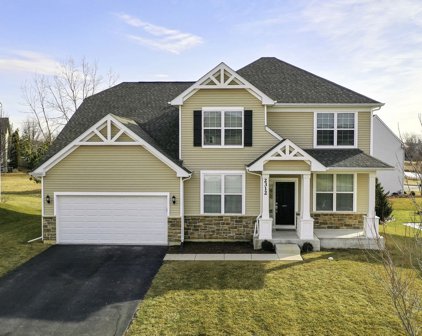 2312 Lundquist Drive, Aurora