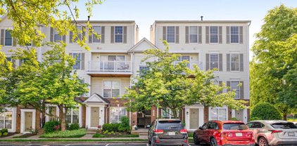 46994 Courtyard Sq Unit #301, Sterling