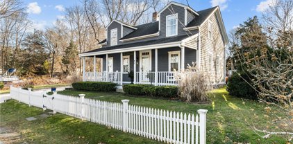13 Martha Road, North Kingstown