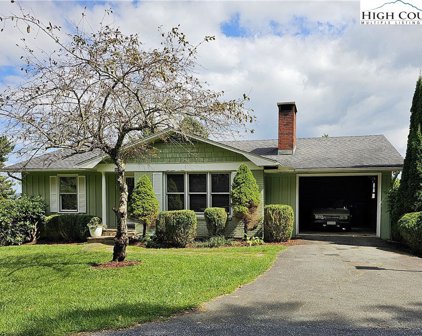 491 Chestnut Drive, Blowing Rock