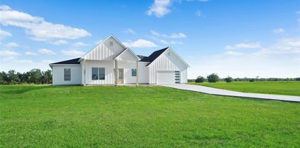 519 Chuckwagon Trail, Angleton