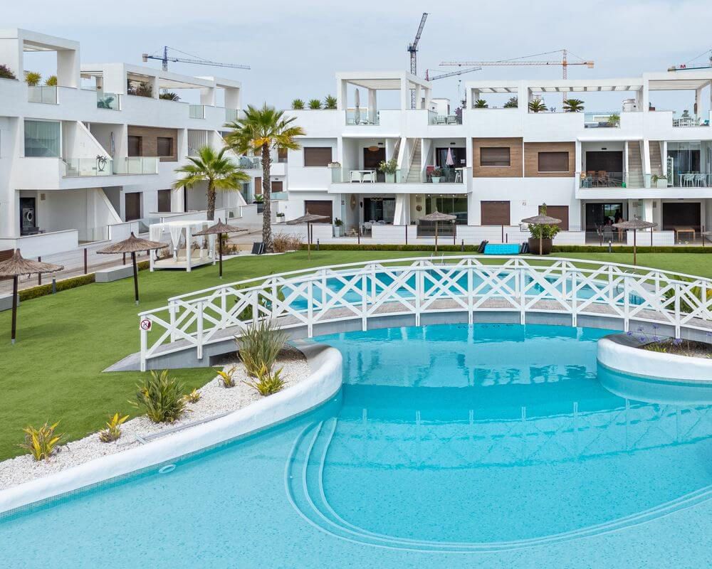 Search Tampa Bay Area Condos/Townhomes for Sale