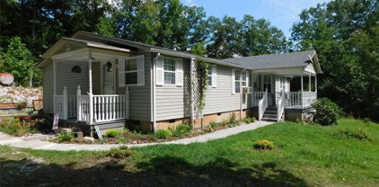 563 Mullin Hill  Road, Spruce Pine