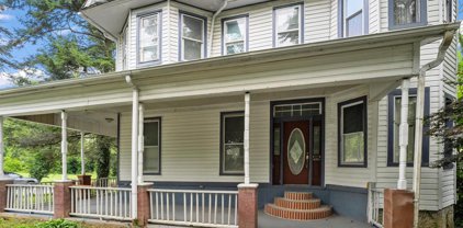 2107 N Hilton St, Baltimore