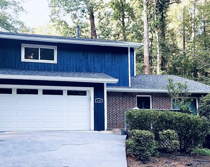 130 Sweetwood Way, Roswell