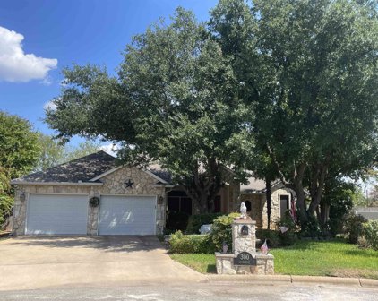 300 Limestone Street, Meadowlakes