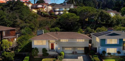 841 Helen DR, Millbrae