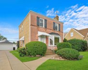 7352 N Oleander Avenue, Chicago image