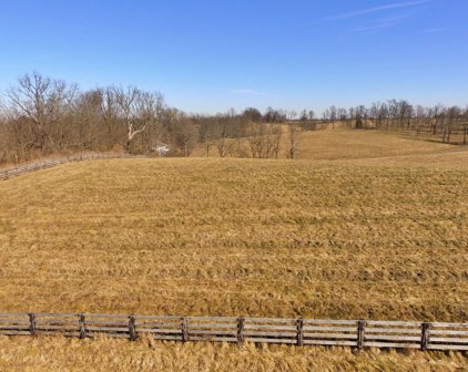 TR 4 Cooper Ln, Shelbyville