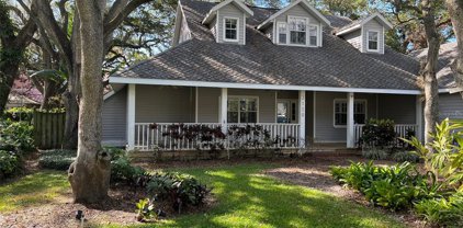 3120 W Hawthorne Road, Tampa