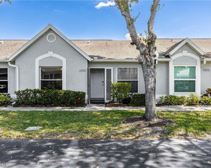10808 King George  Lane Unit 2602, Naples
