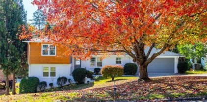 55 Silverwood Road, Sandy Springs