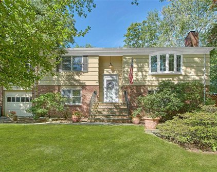 29 Spencer Drive, New Rochelle