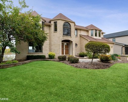 810 W Kingsley Drive, Arlington Heights