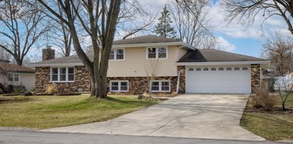 505 Shorewood Drive, Shorewood