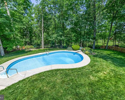 121 Oak Hills Drive, Hanover
