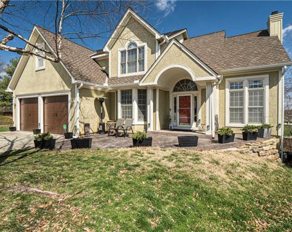 7804 NW Sunset Drive, Parkville