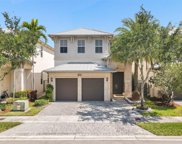 10413 Nw 70th Ln, Doral image