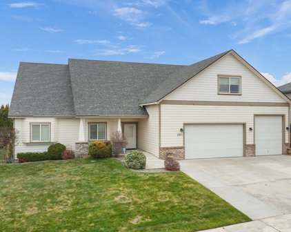 2911 N 65th Place, Pasco