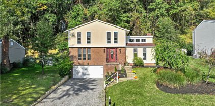 139 Lingay Dr, Ross Twp