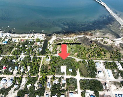 309 W Pine Ave, St. George Island