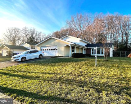 2739 Pinewood Dr, Waldorf
