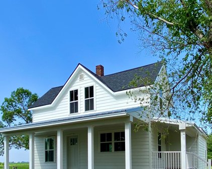 28555 810th Avenue, Graceville