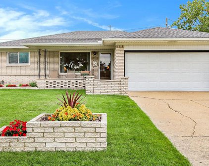 12277 DE GROVE, Sterling Heights