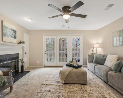 7509 Ashby Ln Unit #E, Alexandria