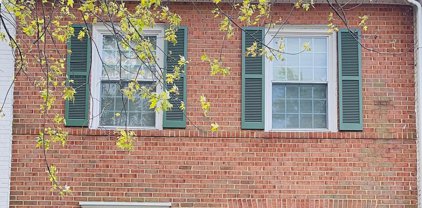 6294 Hillary Ct, Alexandria