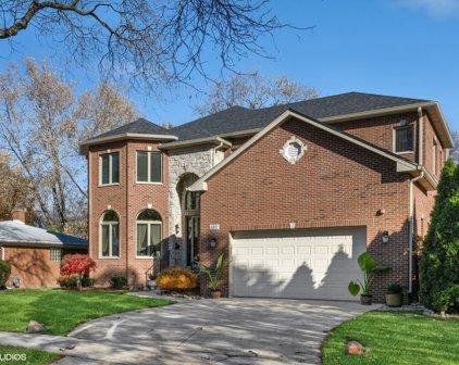 133 S Bobby Lane, Mount Prospect