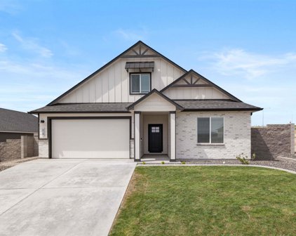 618 Cortona Way, Richland