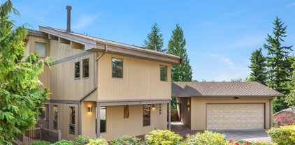 2205 135th Place SE, Bellevue