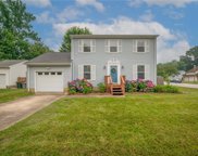 2 Woody Circle, Hampton Langley image