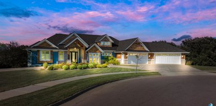 9004 E Torrey Pine Cir, Sioux Falls