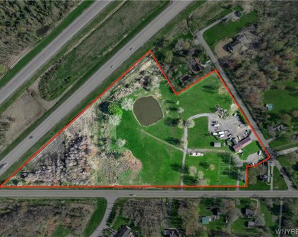 2572 Lakeview  Road, Hamburg-144889