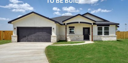 112 Growers Ave, Poteet