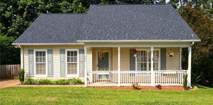 250 Cedar Ridge Circle, Winston Salem