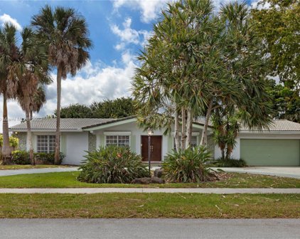 101 W Tropical Way, Plantation