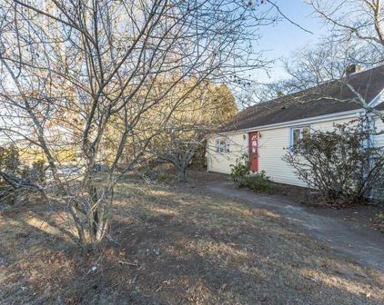 1114 Central  Avenue, Johnston