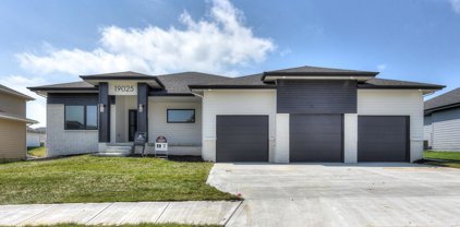 19025 Hackberry Drive, Gretna