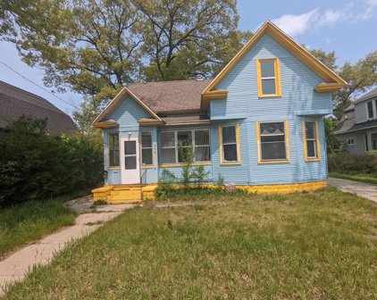 594 E Apple Avenue, Muskegon