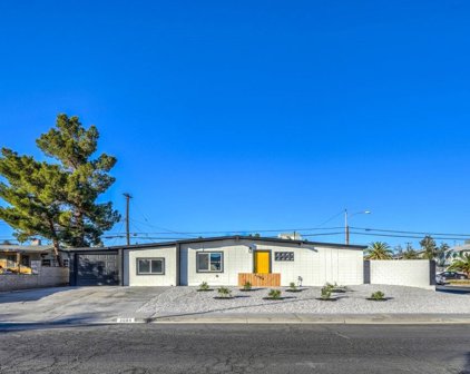 2084 Golden Arrow Drive, Las Vegas