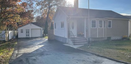 745 Tappan Street, Forked River