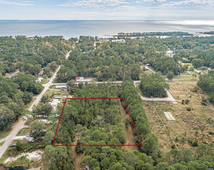 300 Cornelius Rizer St, Apalachicola