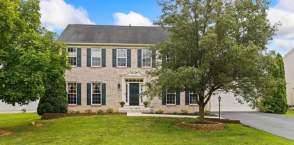 11208 Suffolk Dr, Hagerstown