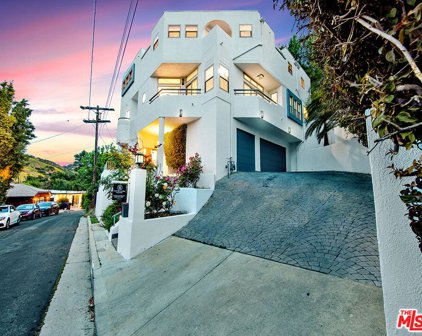 15080  Encanto Dr, Sherman Oaks